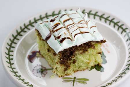 stpatricksdaycake St. Patrick's Day Mint Cake