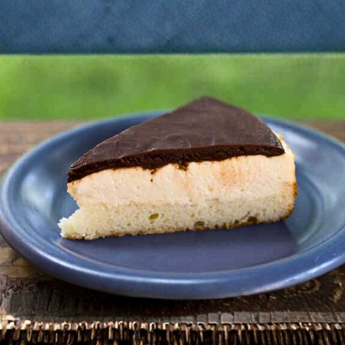 boston-cream-cheesecake Boston Cream Cheesecake recipe that starts with cake mix.