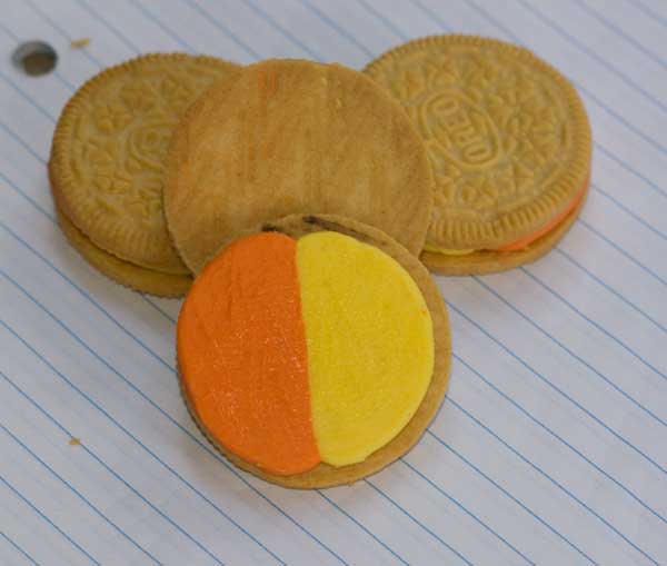 candycorn-oreos3 Use Candy Corn Oreos in Halloween Cookie Bark