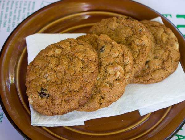 oatmeal-cookies-one-bowl one bowl oatmeal raisin cookies