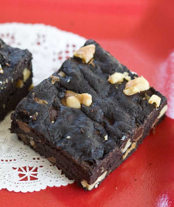 jalapeno-walnut-brownie Jalapeno Brownies
