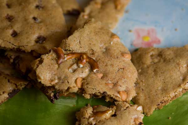 butterscotch-bark-one butterscotch chip cookie bark