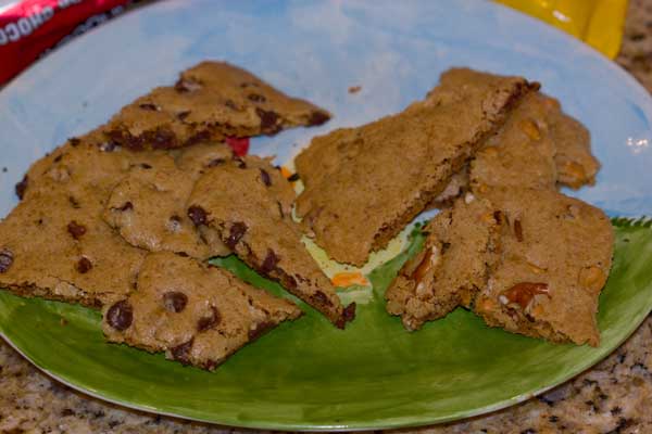 chocolate-chip-bark Chocolate Chip Cookie Bark