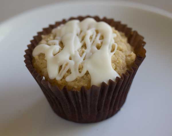 pineapple-muffin Cream Cheese Filled Pineapple Pound Cake Muffins