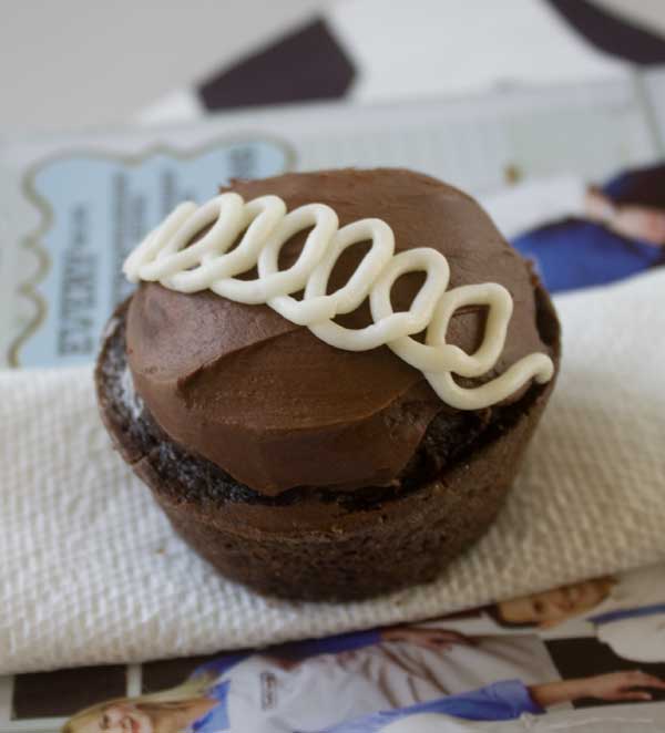 Homemade Hostess Cupcake Copycat