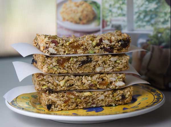 trail-mix-bars-two