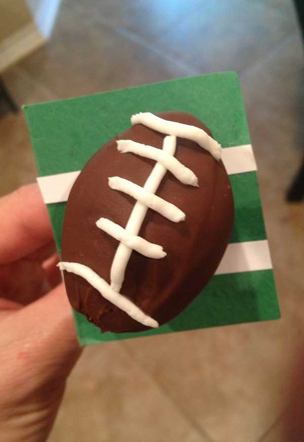 Football Cake Pop