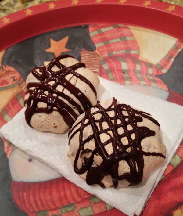 Saltine Meringue Cookies
