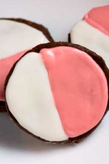 Recipe for Pink and Whites, Black and White cookies with a chocolate sugar cookie base.