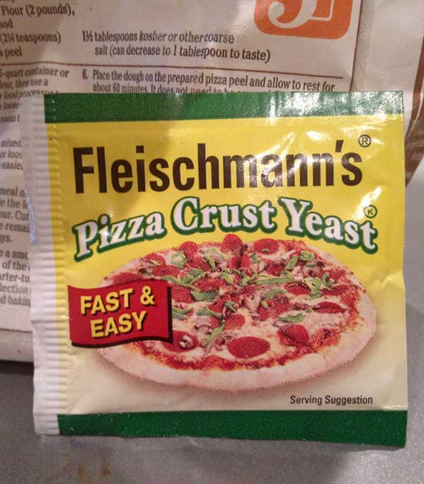Cinnamon Streusel Pizza