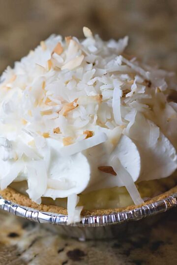 Mini Coconut Cream Pie recipe for Keebler Mini Graham Pie Crust
