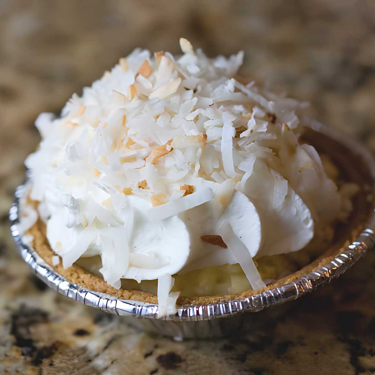 Mini Coconut Cream Pie recipe for Keebler Mini Graham Pie Crust