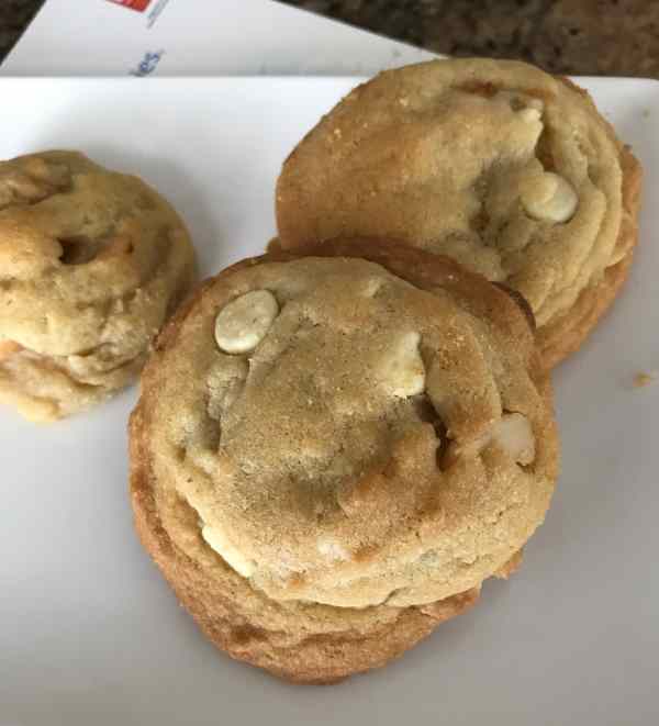 White Chocolate Macadamia Nut Cookies