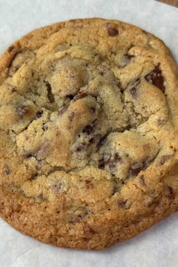 High sugar bakery style chocolate chip cookie recipe that calls for vanilla and coffee extract.