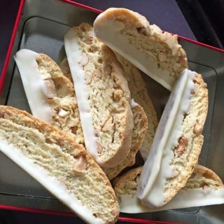 mixed nut biscotti