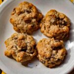 Vintage recipe for breakfast cookies made with Cheerios, peanut butter and oats.