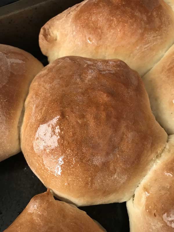 fluffy dinner rolls