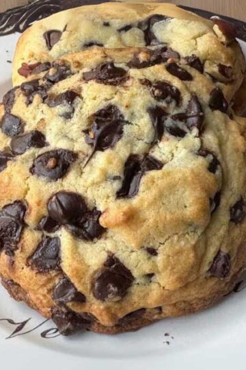 Roasted Flour Chocolate Chip Cookies