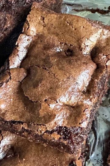 Double chocolate chip brownies made with melted Nestle Toll House chips, water and a bit of cocoa powder.