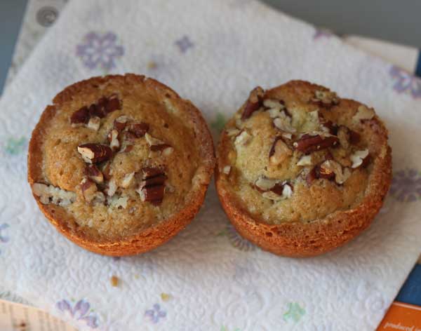 peach muffins