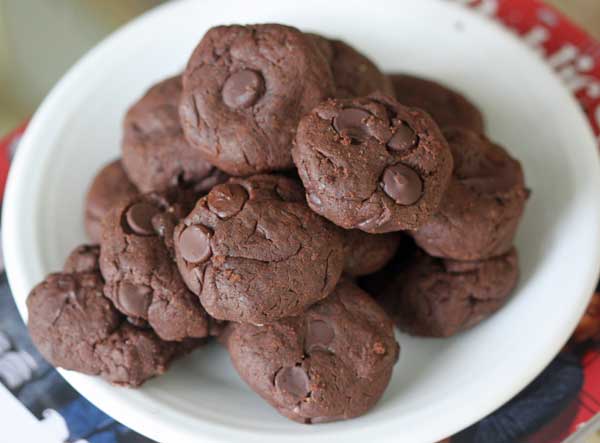 Vegan Date Paste Double Chocolate Cookies
