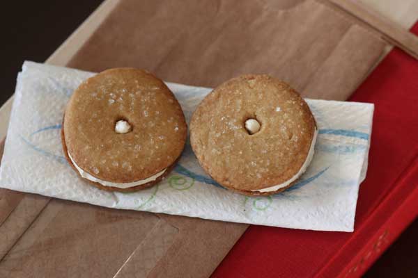 Maple Sandwich Cookies