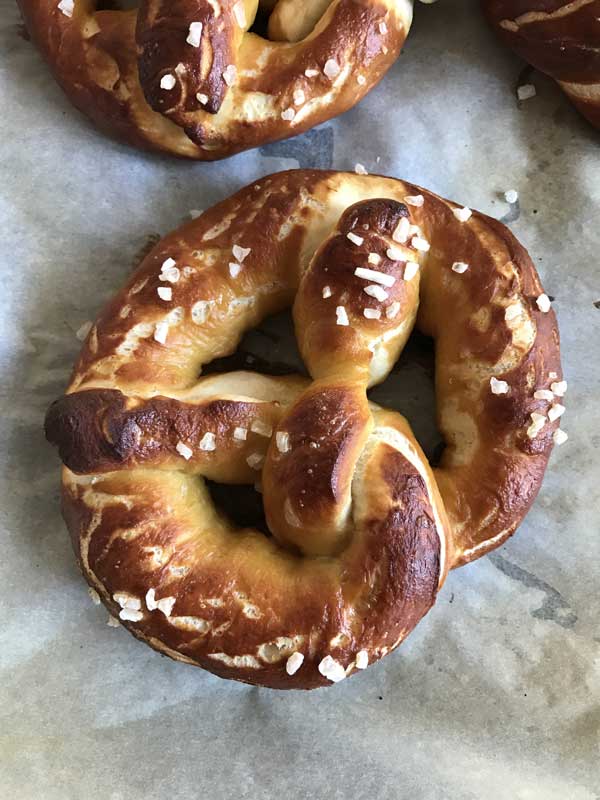 homemade soft pretzels