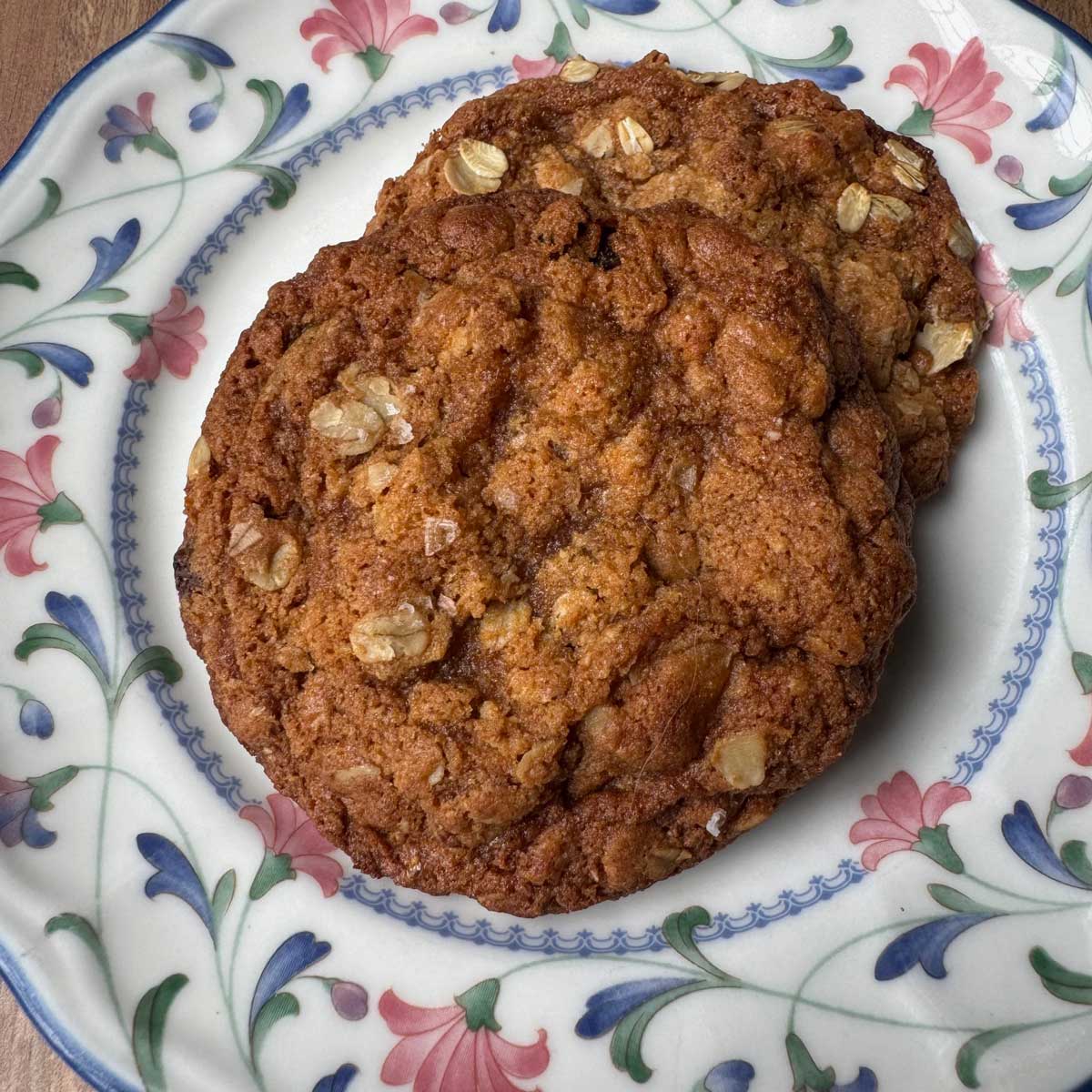 Chewy Honey Oatmeal Cookies