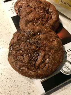 Double Chocolate Rye Flour Cookies