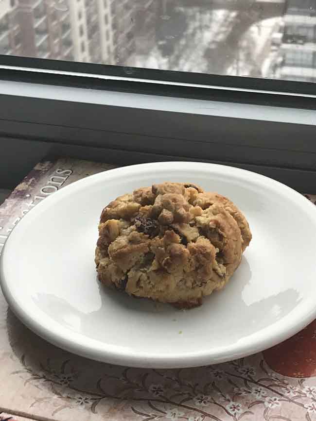 giant oatmeal cookies