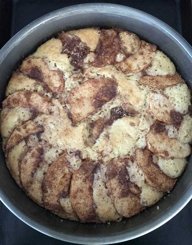 Marcus Samuelsson's Swedish Apple Cake - Cookie Madness