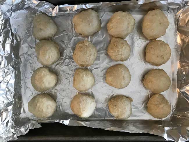 Oatmeal Dinner Rolls