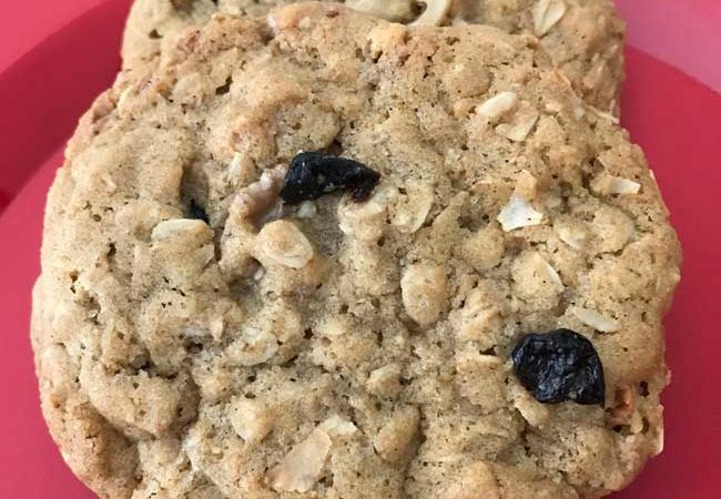 Neiman Marcus Oatmeal Cookies