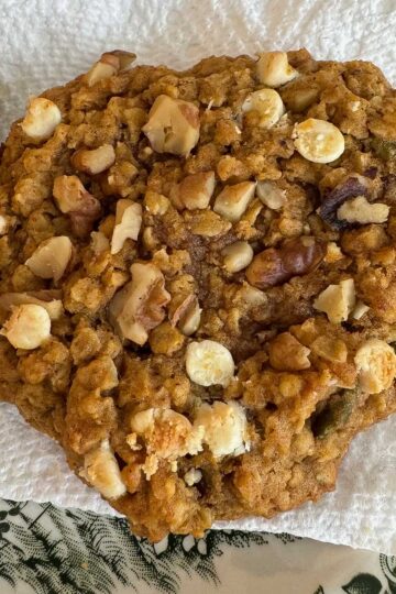 Pumpkin Bread Breakfast Cookies with oats, pumpkin, pumpkin seeds and cranberries.