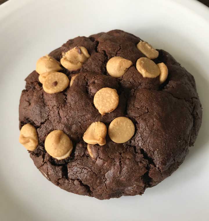 dark chocolate peanut butter everything cookies