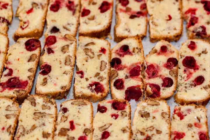 Sliced Cranberry Cookies