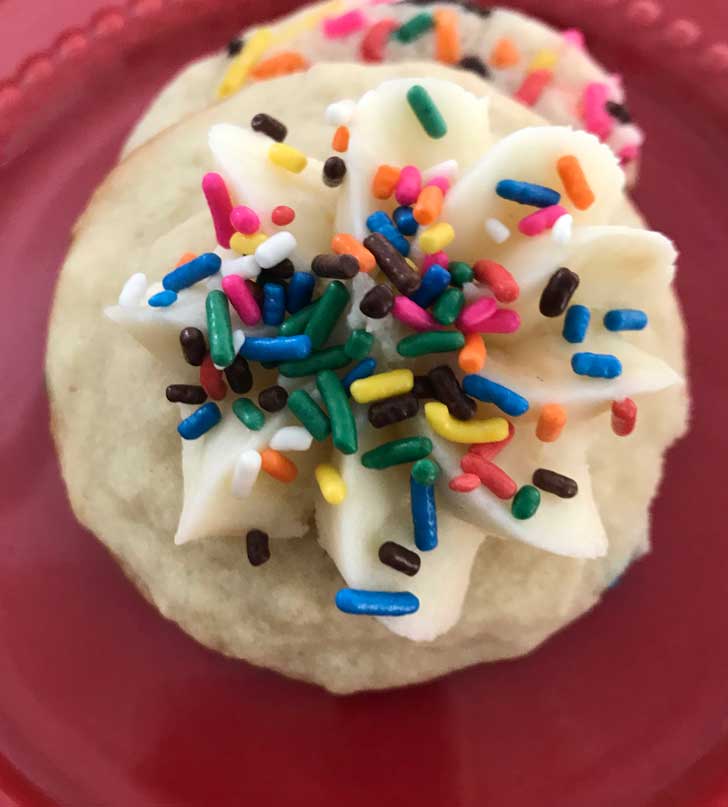 Sprinkle Some Joy Cookies with Cream Cheese Frosting for #BakeItForward