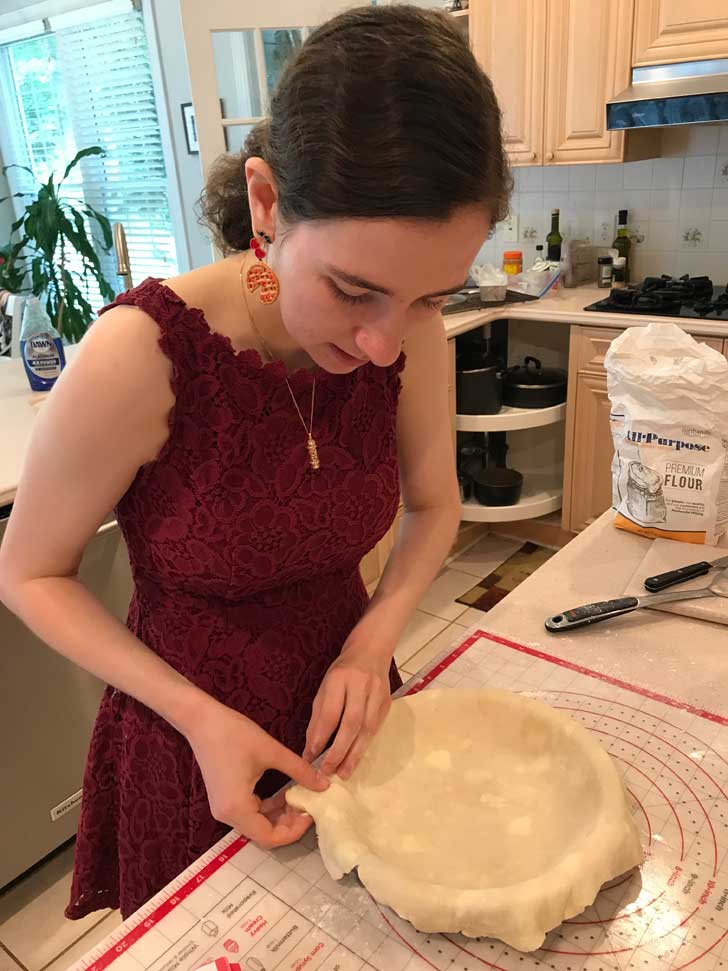 Fuzz making a pie.