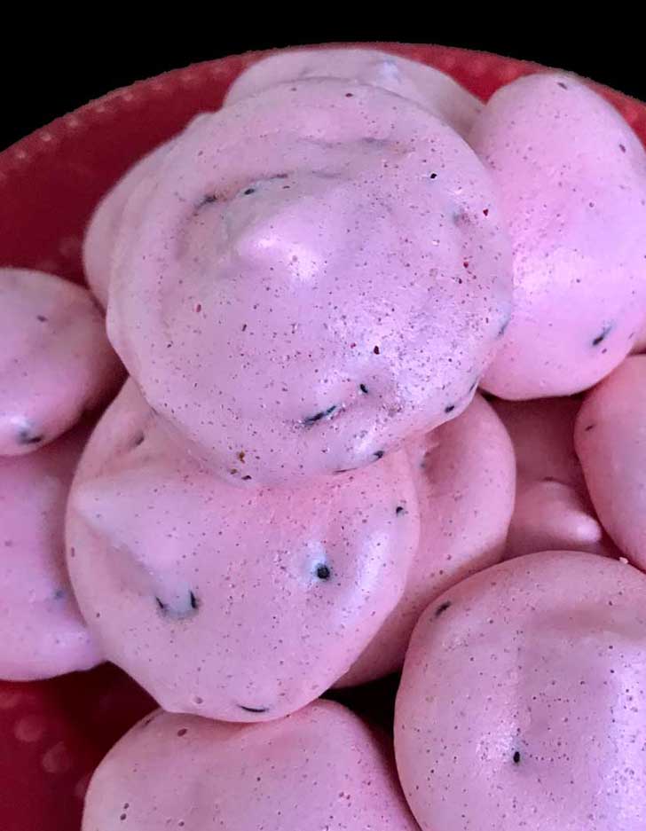Raspberry Chip Meringues