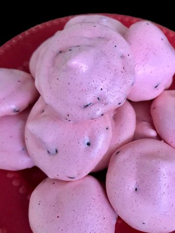 Raspberry Chip Meringues