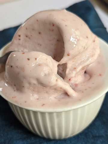roasted-strawberry-coconut-milk-ice-cream