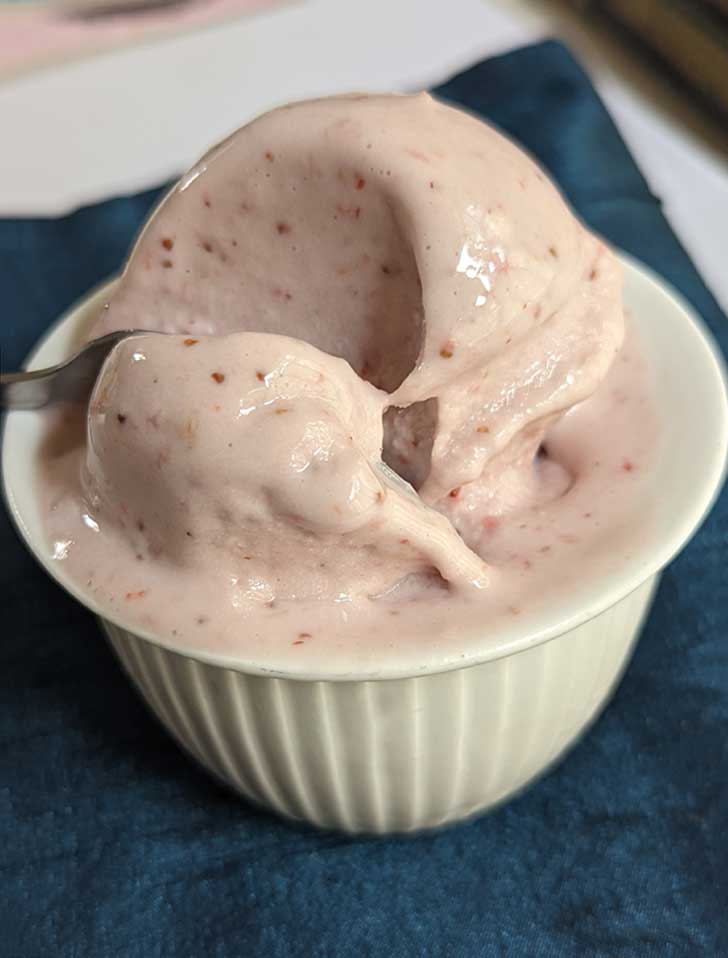 roasted strawberry coconut milk ice cream