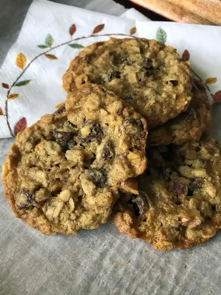 Gluten-Free Thin Oat Flour Oatmeal Chocolate Chip Cookies