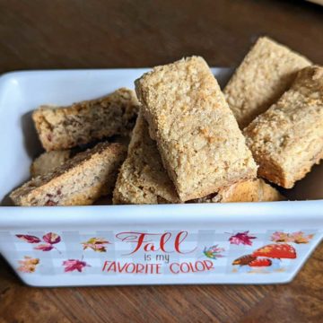 gluten-free pecan shortbread