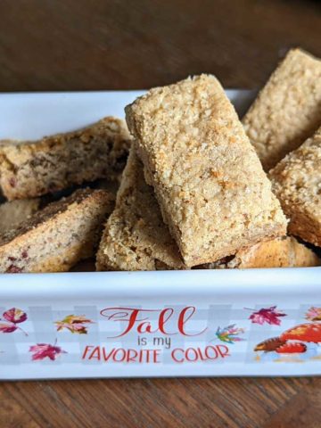 gluten-free pecan shortbread