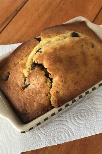 Tahini Cake with tahini and chocolate chunks