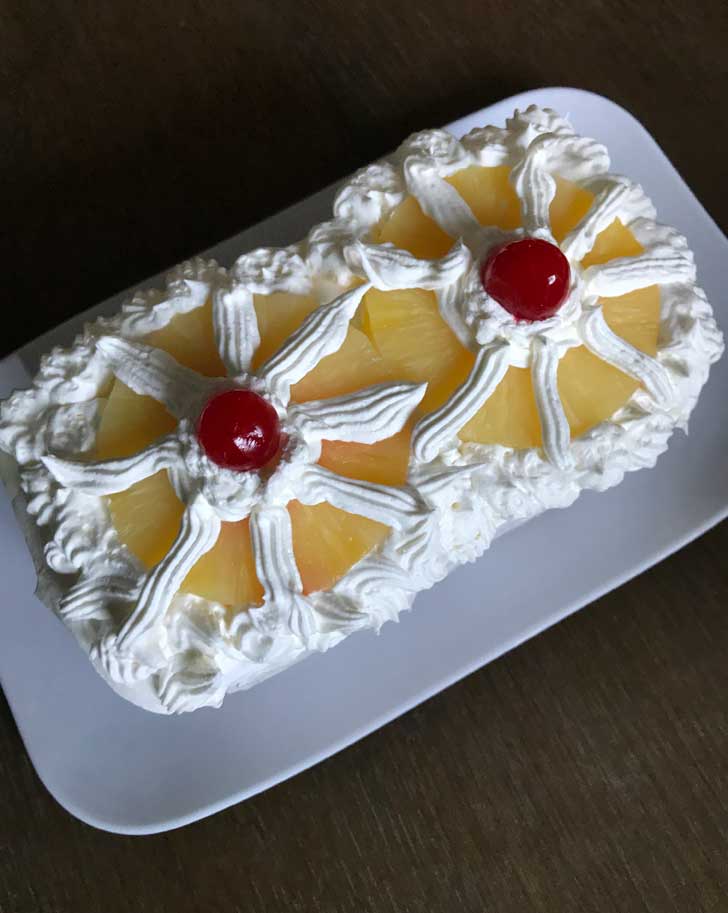 Eggless Pineapple Cake