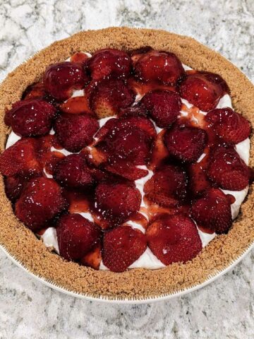 Strawberry Yogurt Pie