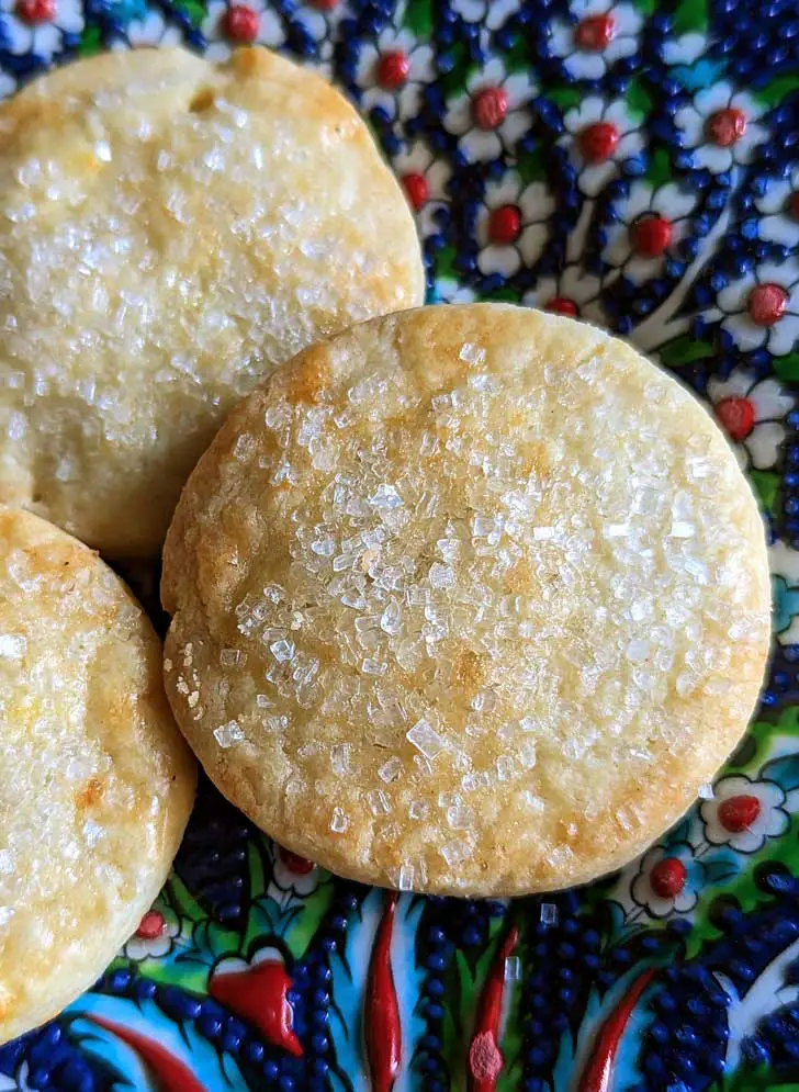 French Butter Cookies made with hard boiled egg yolk.