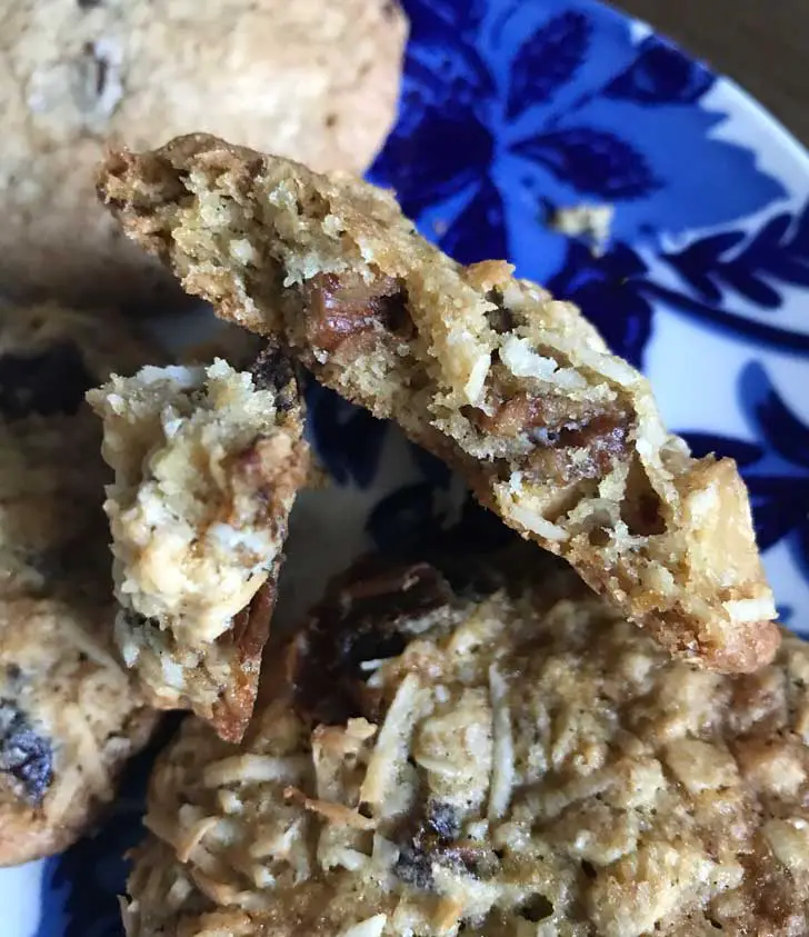 Gluten-Free Chewy Oatmeal Date Pecan Cookies